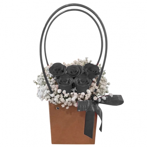 Kraft Çantada 5 Siyah Gül