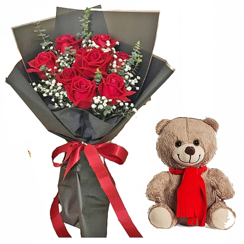 7 Kırmızı Gül Buketi ve Peluş Ayıcık